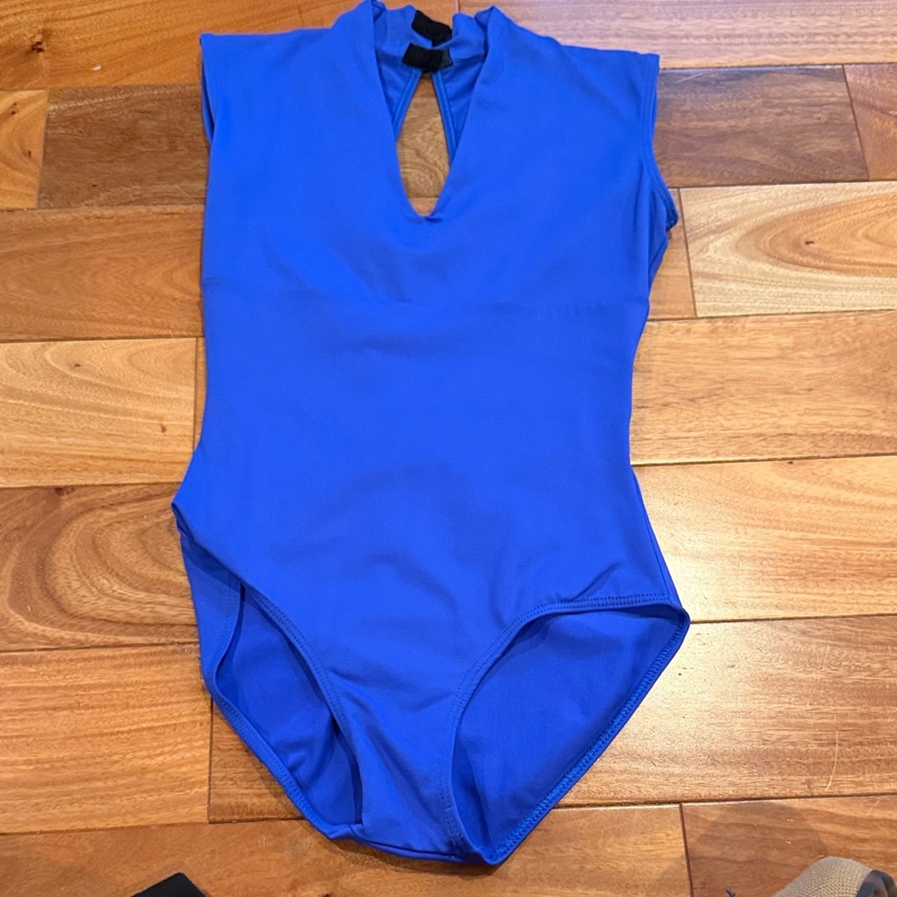 Ballet Rosa ‘Angeles’ in Royal Blue size 40 worn once
Smoke free home